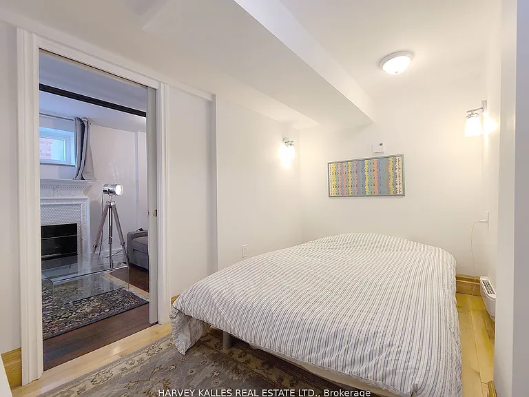27 Hiawatha Rd #5 — Photo 9
