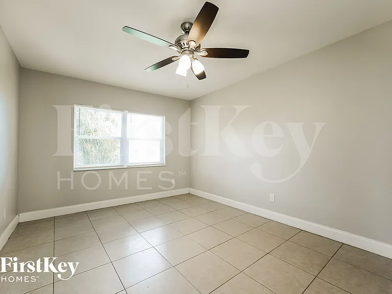 2225 Tropicana Pkwy W — Photo 15