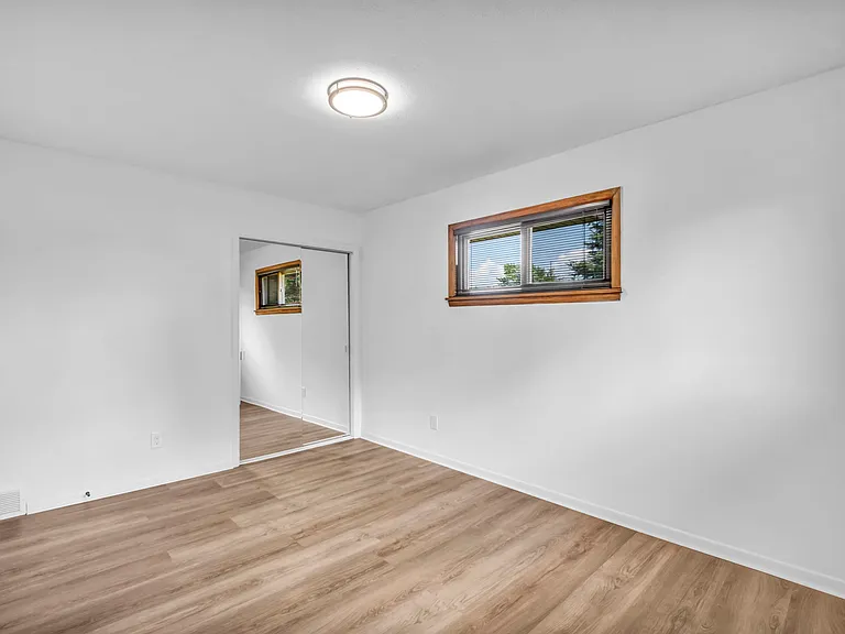 Bedroom #1