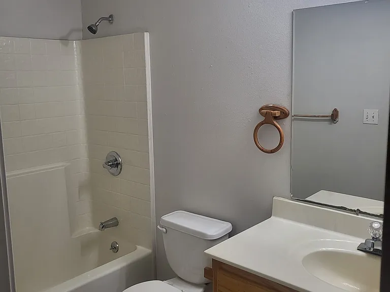 1101 Washington St #A — Photo 16