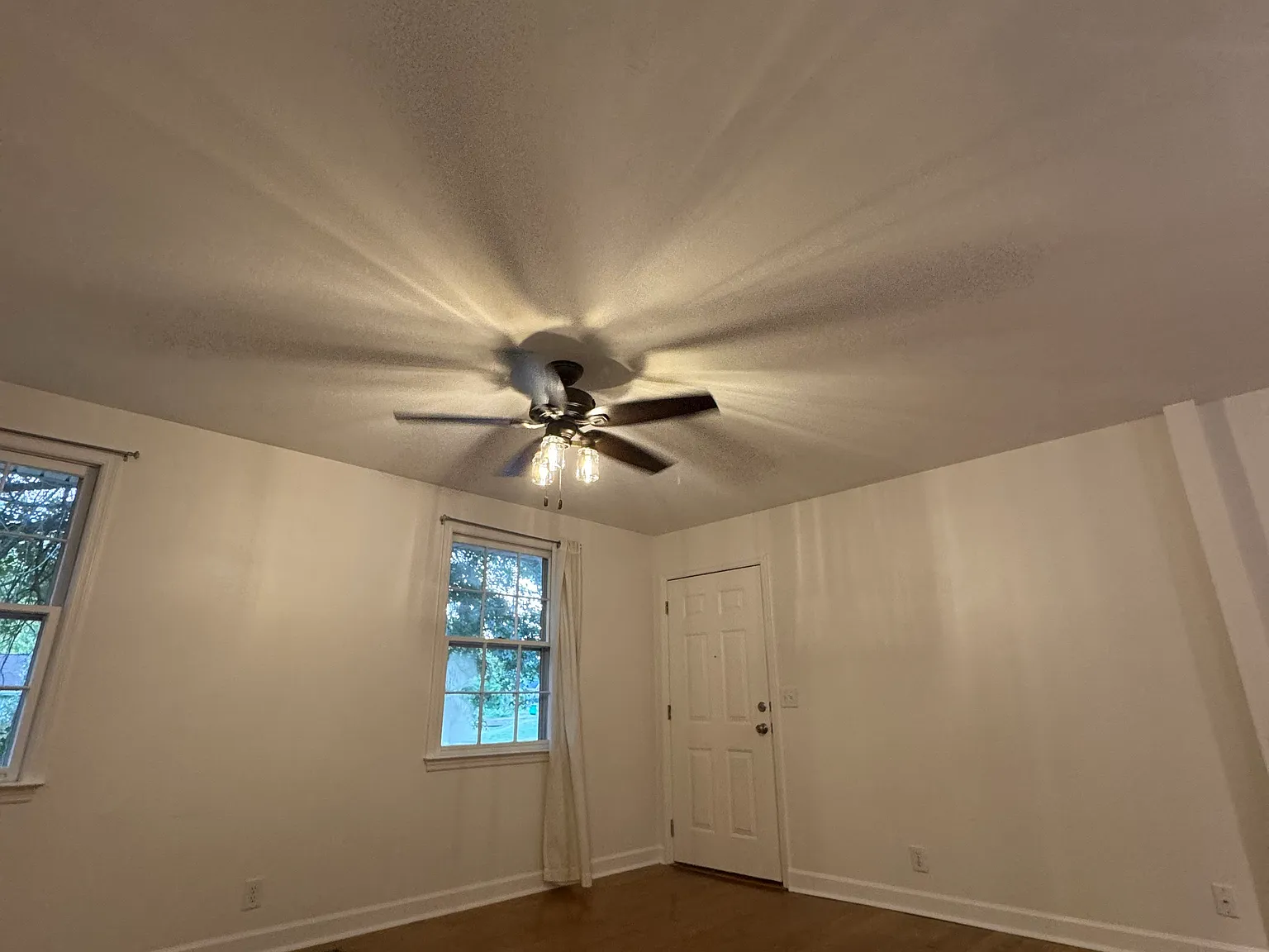 2 bed, 850 sqft, $1,800 — Photo 4