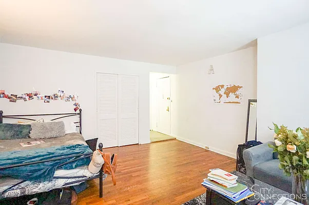 Rented by City Connections Realty | media 17