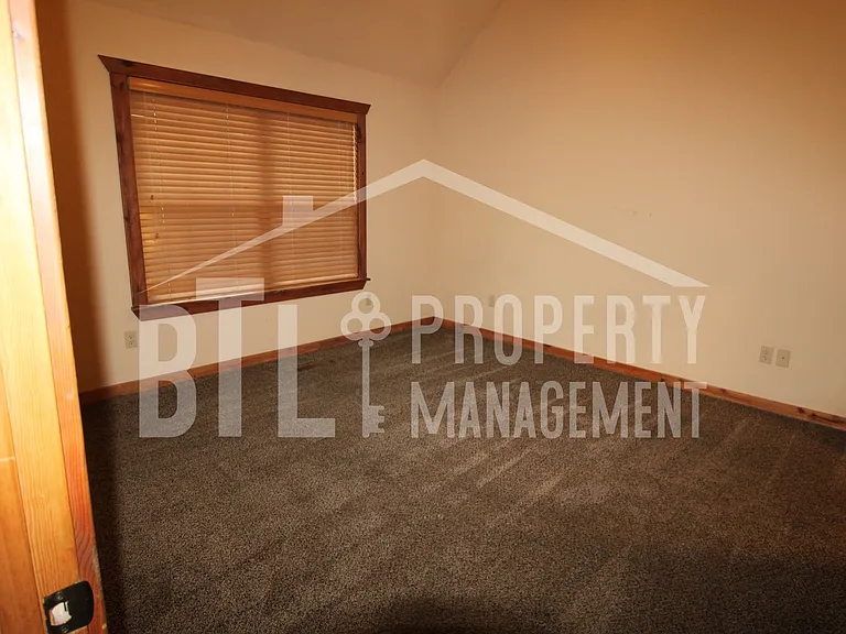 574 Baldknobber Dr #50 — Photo 20