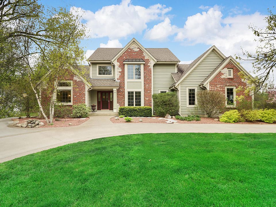 1st image of 3713 N Cape Ct