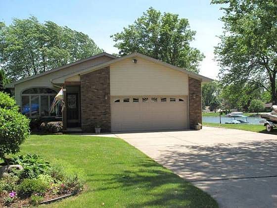 1st image of 177 Hawthorne Dr