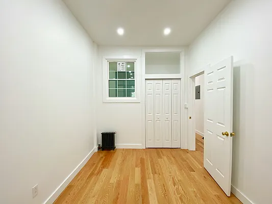 Rented by Daniel Gale Sotheby's International Realty | media 18