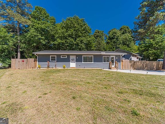 2nd image of 2390 Brackett Rd SW