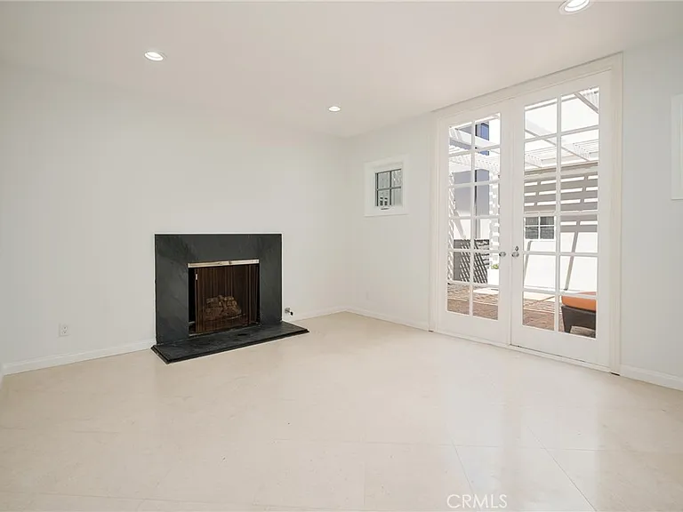 736 Harbor Island Dr — Photo 19