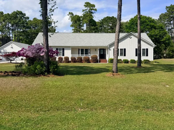 215 Winding Creek Way, Hubert, NC 28539