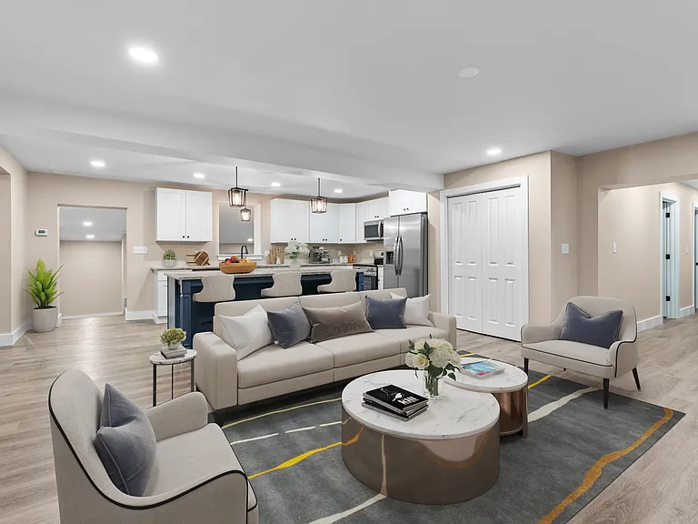 325 W Reliance Rd — Photo 8