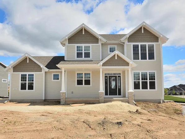 8246 W Bluebird COURT, Mequon, WI 53097