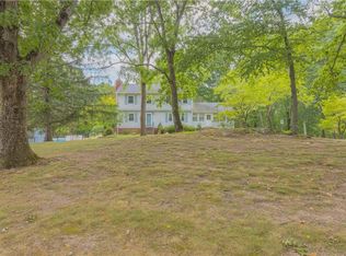 5 Rheajack Dr, Stony Pt, NY 10980