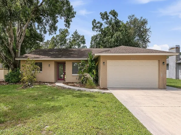 2473 Guthrie Cir, Sarasota, FL 34235