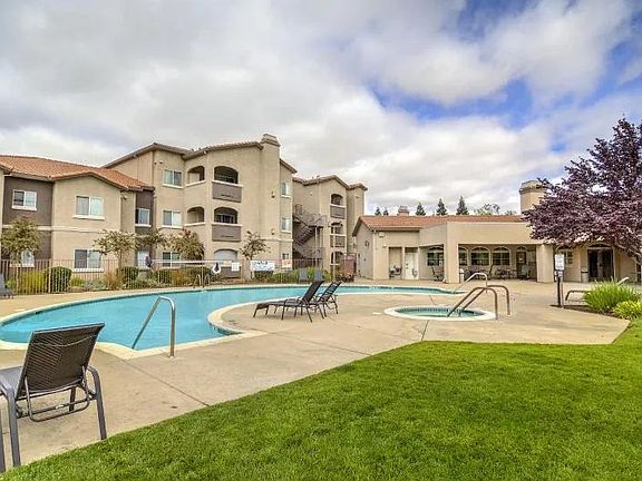 4th image of 10001 Woodcreek Oaks Blvd Unit 1221