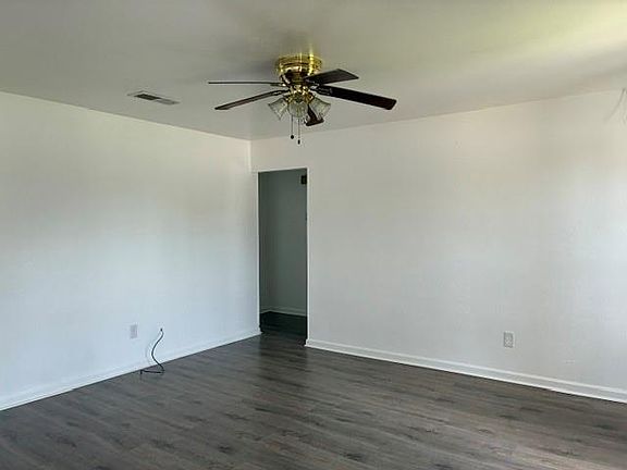 4th image of 3601 Tulane Dr