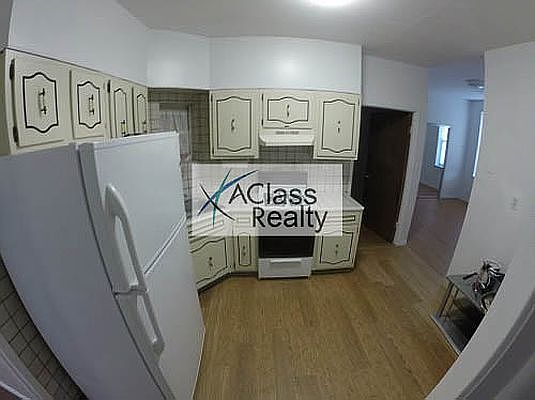 1st image of 20-40 42nd St #3T