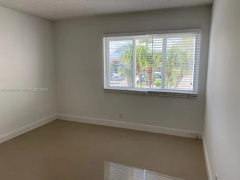 100 Lakeview Dr #316 — Photo 15