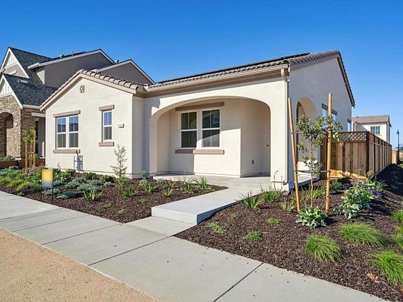 3rd image of 609 Santa Ynez Way
