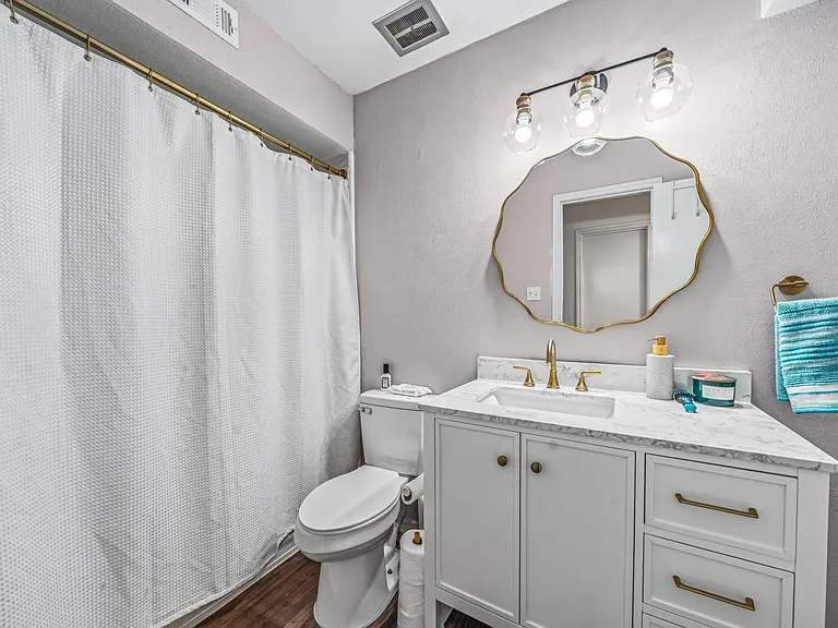 359 N Post Oak Ln #219 — Photo 18