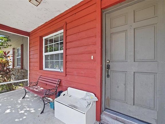 4th image of 2309 Seward Dr