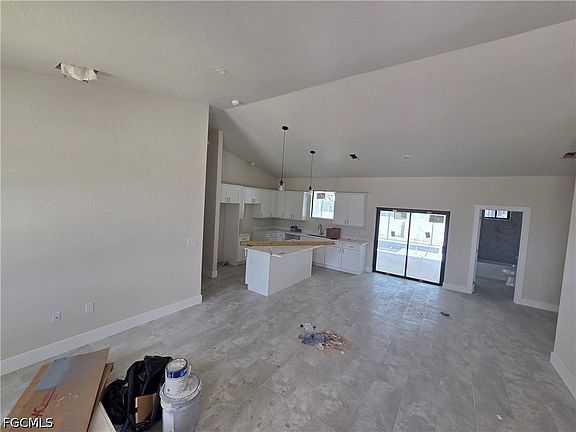 3rd image of 1815 SW 2nd St