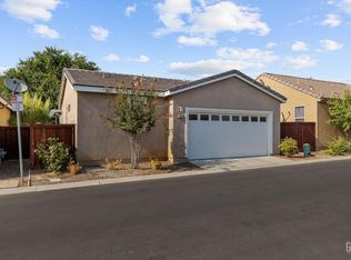 10306 Oldham Ln, Bakersfield, CA 93306