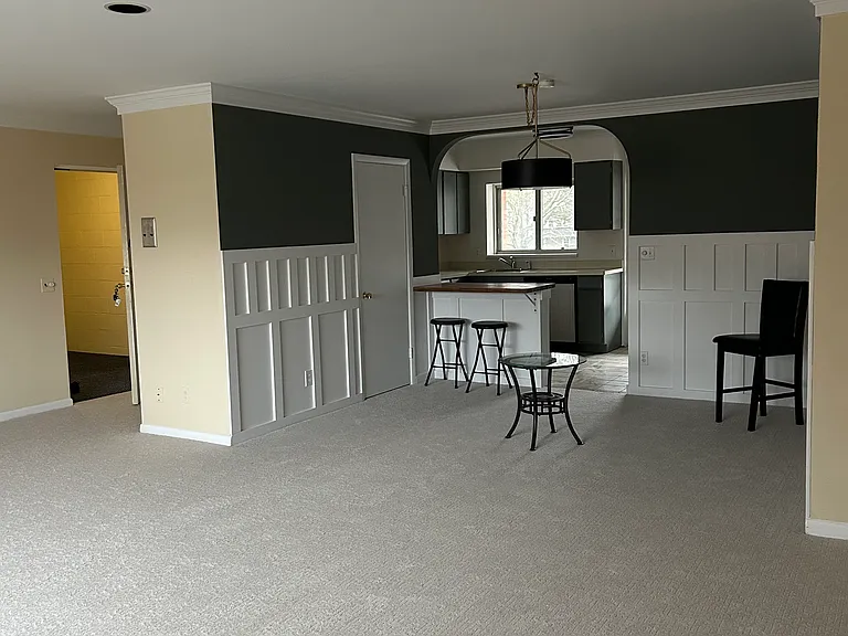 2415 Six East Ave #6 — Photo 15