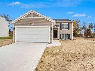 5426 Eagle Glen Dr SW, Wyoming, MI 49509