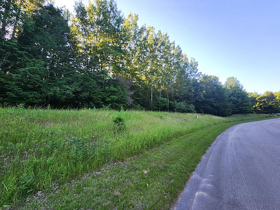 4th image of 9500 Moon Ridge Rd #83
