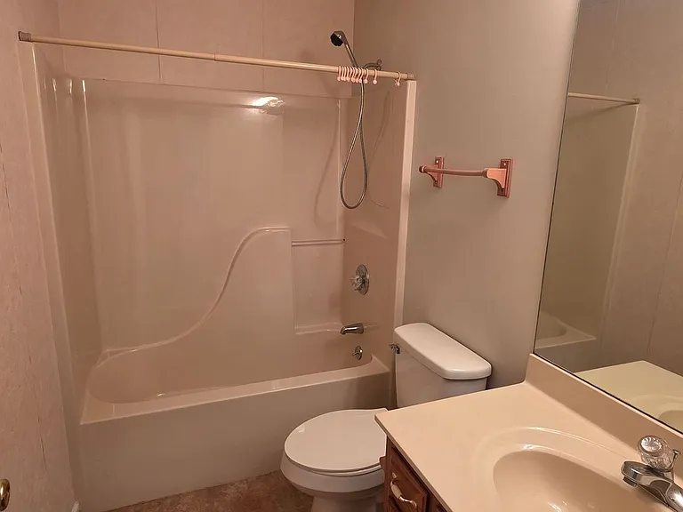 130 Berkshire Loop — Photo 12