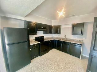 40 Wood River Rd #B, Lake Ozark, MO 65049