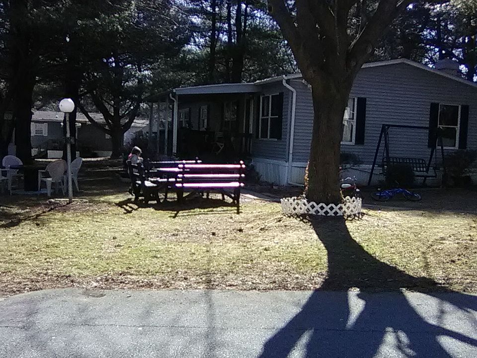 1st image of 8706 Evergreen Cir