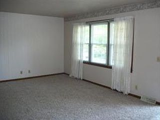 2nd image of 2910 Morningside Dr