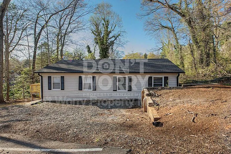 Building Photo - 615 Dumaine St #H