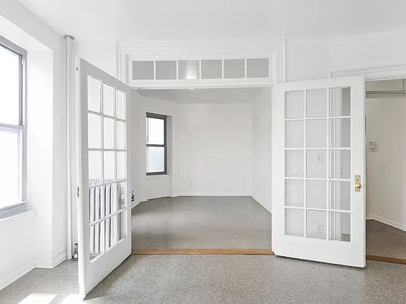 3rd image of 92 Saint Nicholas Ave APT 2G