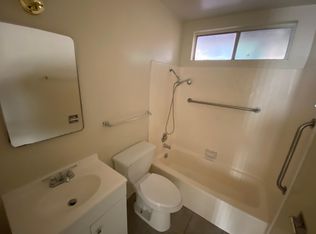 1904 Mayflower Pl, Hemet, CA 92544