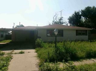 612 N Crosby Ave, Tulia, TX 79088