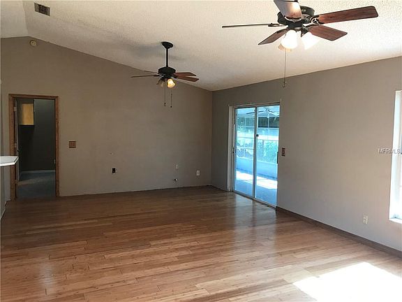 3rd image of 3122 Willow Oak Dr