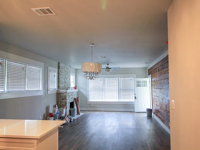 1138 Iowa St — Photo 11