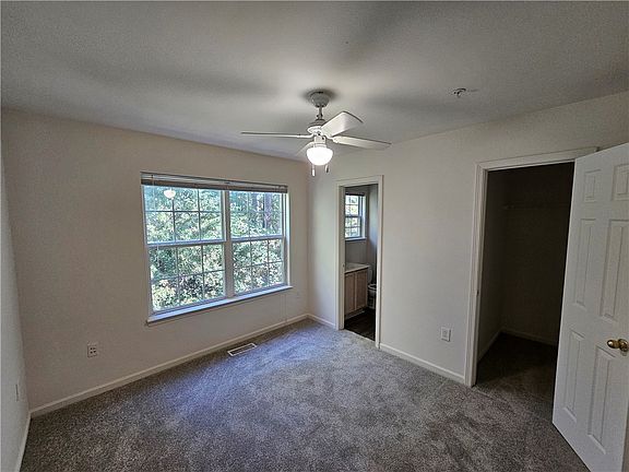 3rd image of 236 Campus Dr APT D