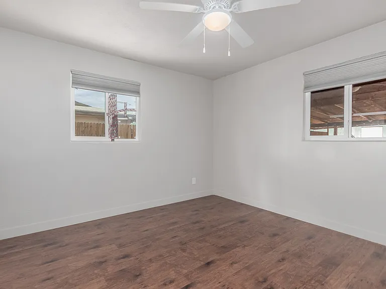 3622 W Sunland Ave — Photo 18