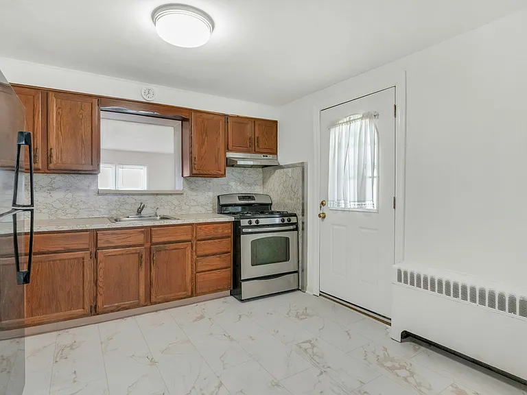 105 Woodside Ave #2 — Photo 7