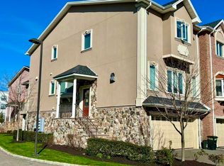 Jacob's Landing, Secaucus, NJ 07094