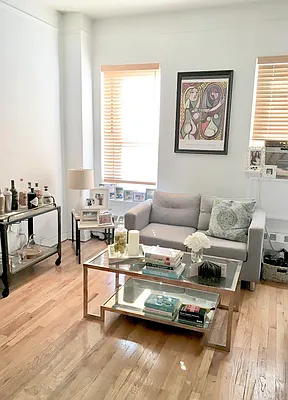 Rented by Living New York | media 8