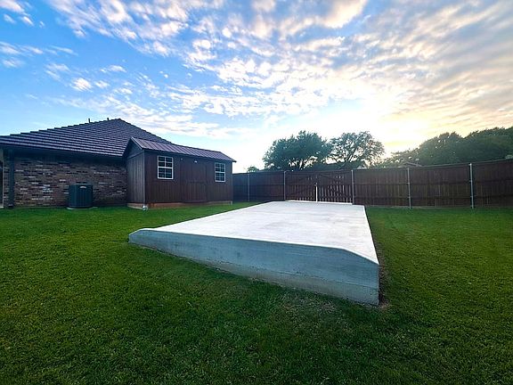5th image of 8712 Lake Country Dr