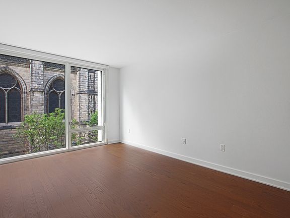 3rd image of 400 W 113th St APT 518