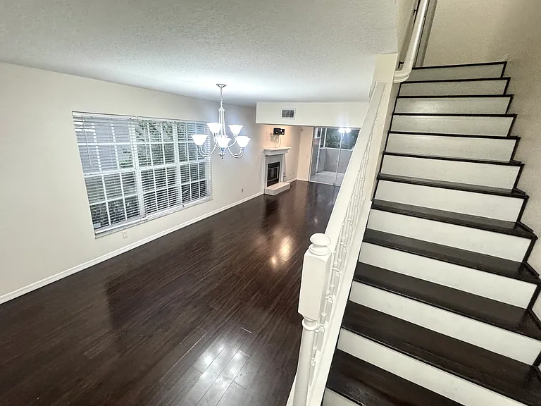 2800 Countryside Blvd #1-33 — Photo 13