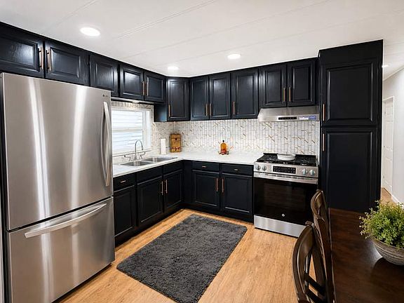 2nd image of 3300 E Broadway Rd #209