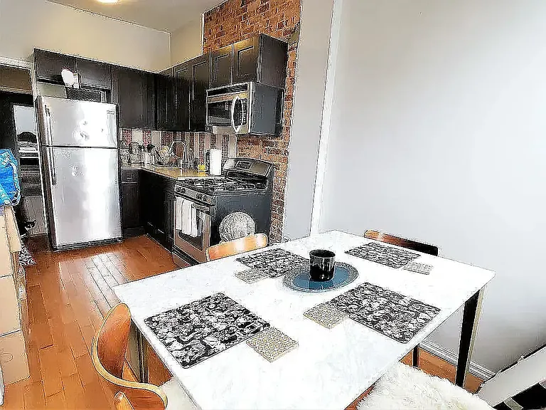 217 Hull St #2B — Photo 1