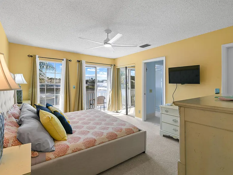 1216 Ocean Dunes Cir — Photo 31